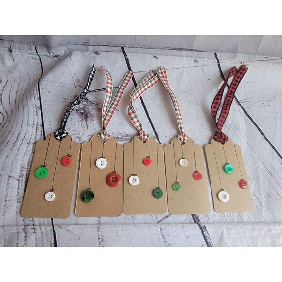 Handmade Button Hanging Ornaments Gift Tags Hangtags Set Of 5 - Picture 1 of 5